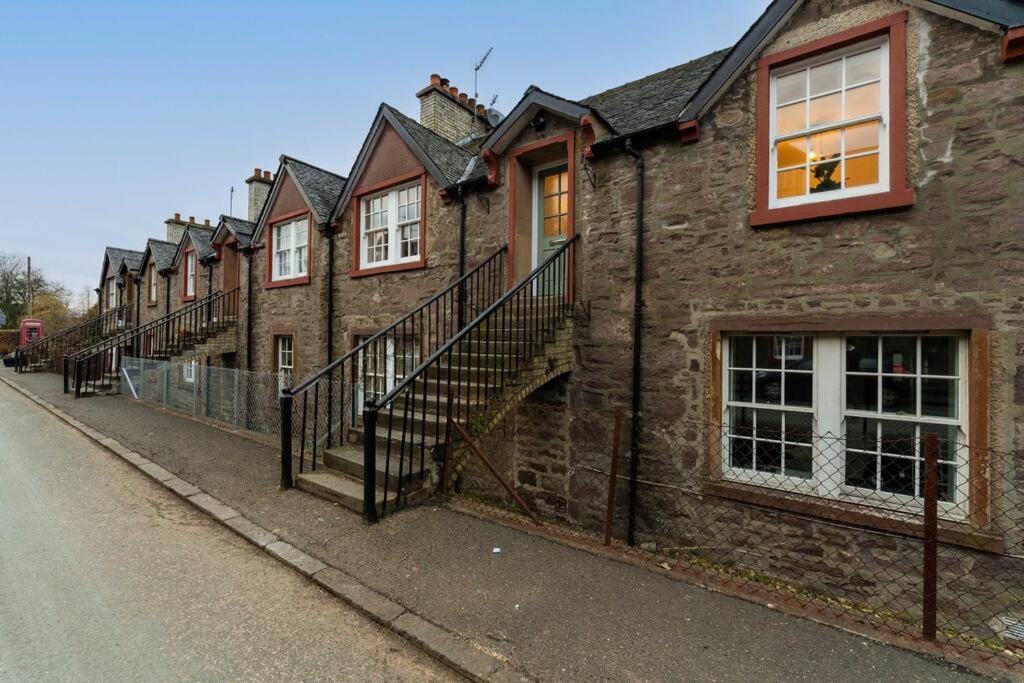 The Old Deanston Workers Cottage Doune Exterior photo